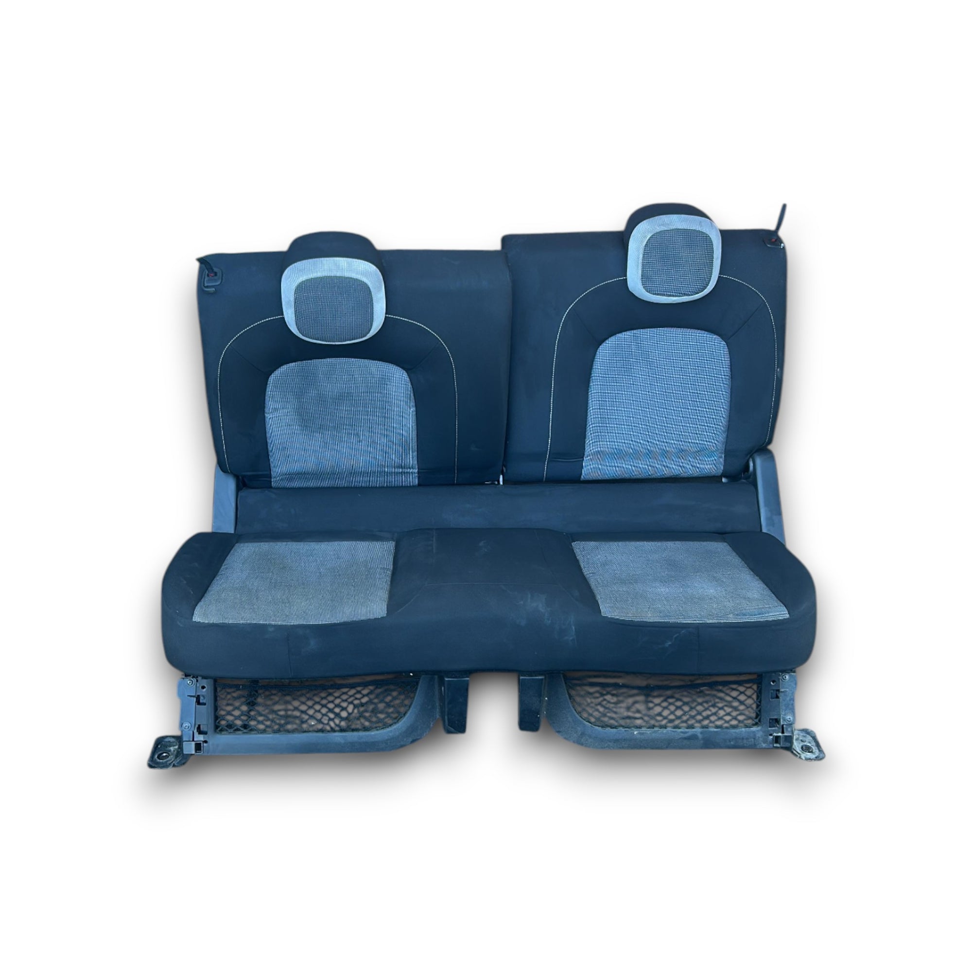 Speech / Seats in Black and Grey Renault Twingo III Fabric (2014> 2024)