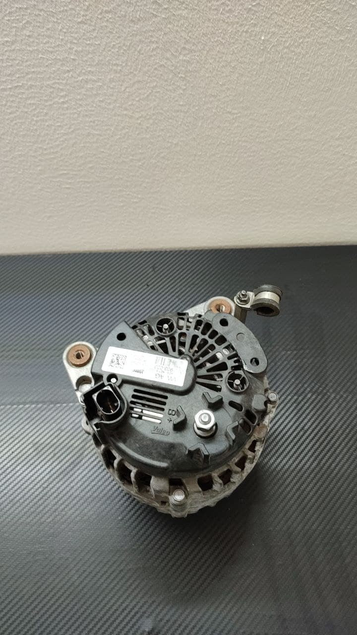 Alternatori Audi A4 8K Cod : 2612004E - F&amp;P CRASH SRLS - Ricambi Usati