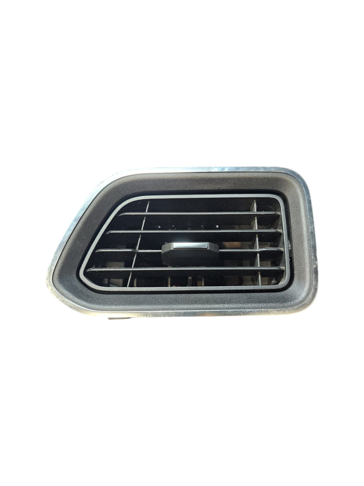 Bocchetta Aria Cruscotto Destra Renault Master III Restyling Cod:687518035R (2019 - 2024) - F&amp;P CRASH SRLS - Ricambi Usati