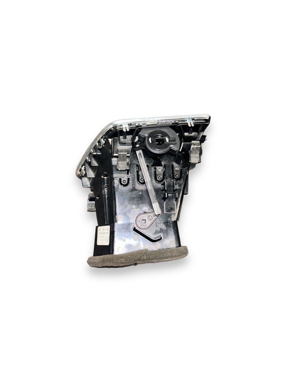 Bocchetta Aria Destra Audi Q3 (8U) (2011 &gt; 2018) cod.8U1820902B - F&amp;P CRASH SRLS - Ricambi Usati