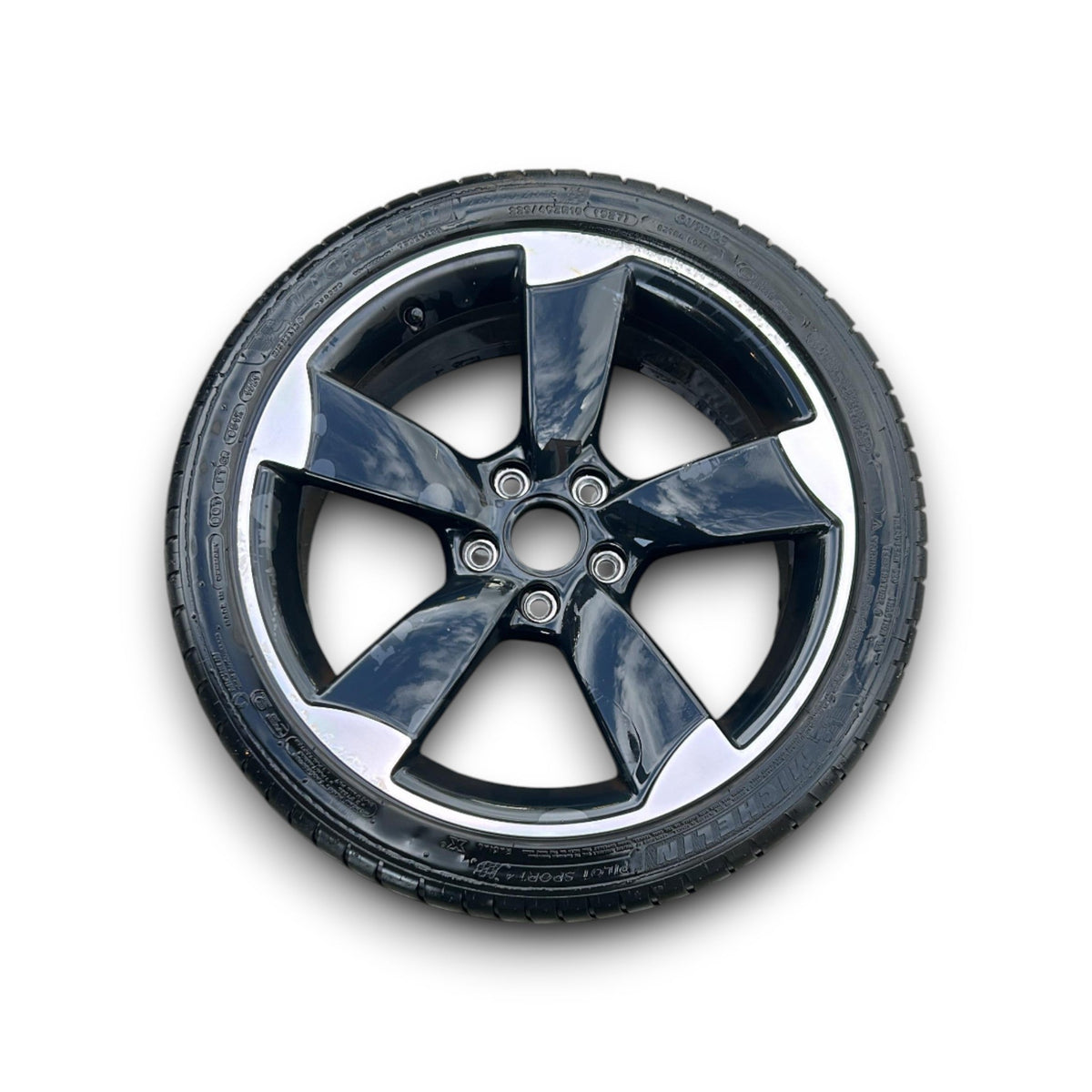 Cerchio In Lega (DIAMANTATO) Audi A3 (8V) cod.8V0601025BT (5 Fori / 225 / 40 R18) (2012 &gt; 2020) - F&amp;P CRASH SRLS - Ricambi Usati