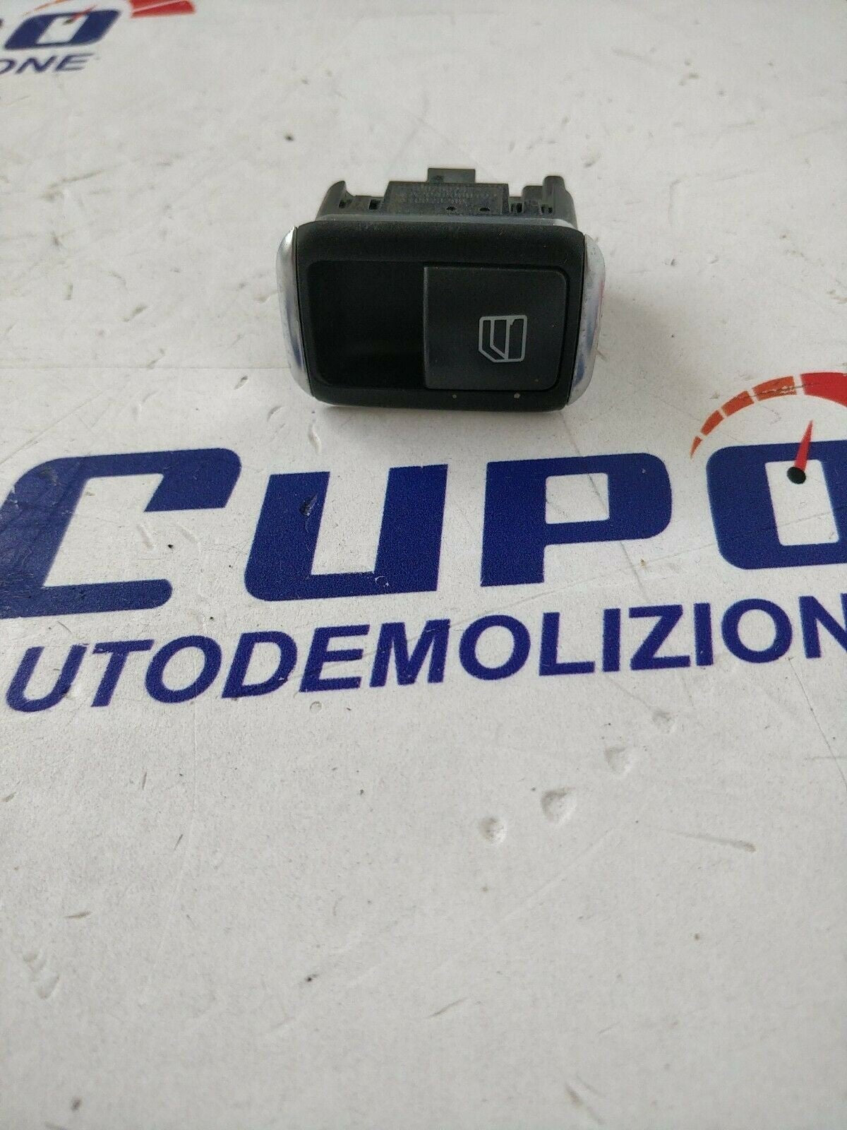 Comando Interruttore Alzavetro Mercedes Classe A/B/C/E/Ml/Gl A2049058102 - F&P CRASH SRLS - Ricambi Usati