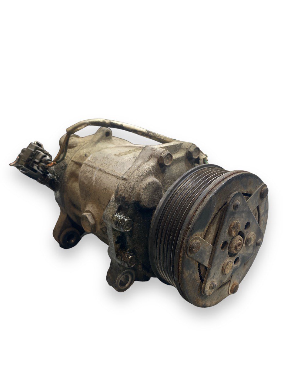 Compressore clima Volkswagen Polo 9N 1.4b ( 2001 ) cod. 6N0820803B - F&P CRASH SRLS - Ricambi Usati