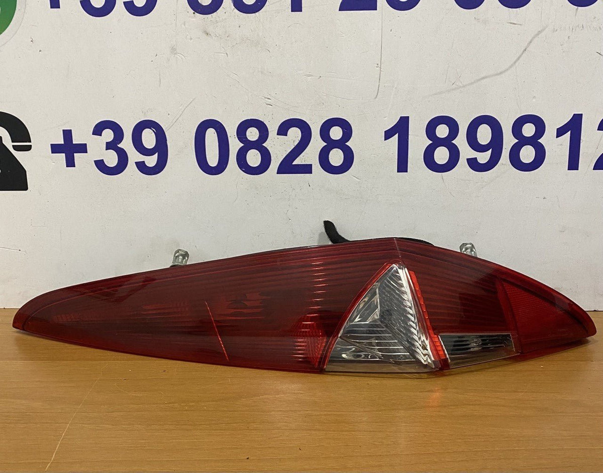 fanale faro post dx fiat punto 2009 1.2 benz 3P 286222 - F&amp;P CRASH SRLS - Ricambi Usati