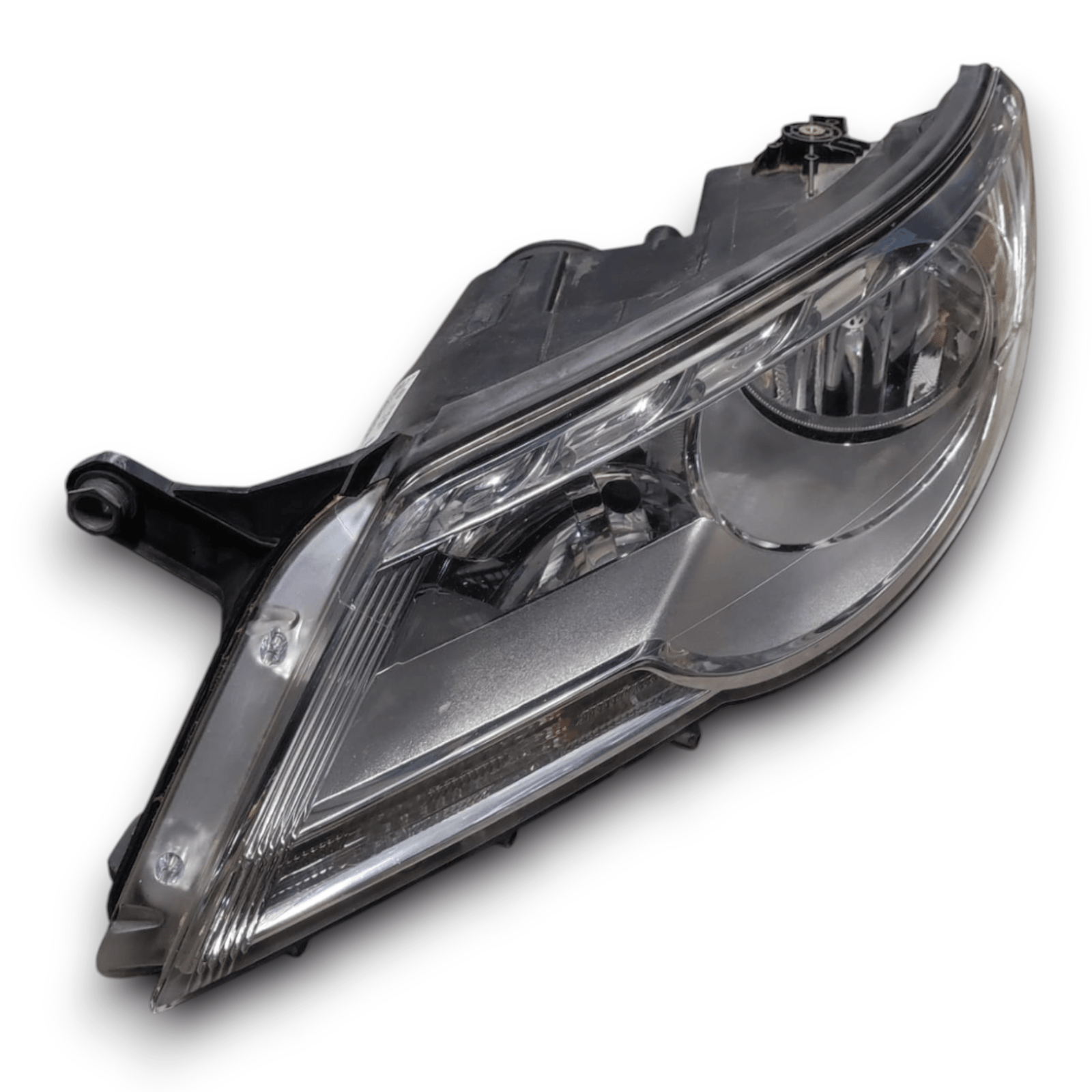 Faro / Fanale Sinistro Volkswagen Tiguan 5N COD: 1ED24703821 (2007 - 2016) - F&P CRASH SRLS - Ricambi Usati