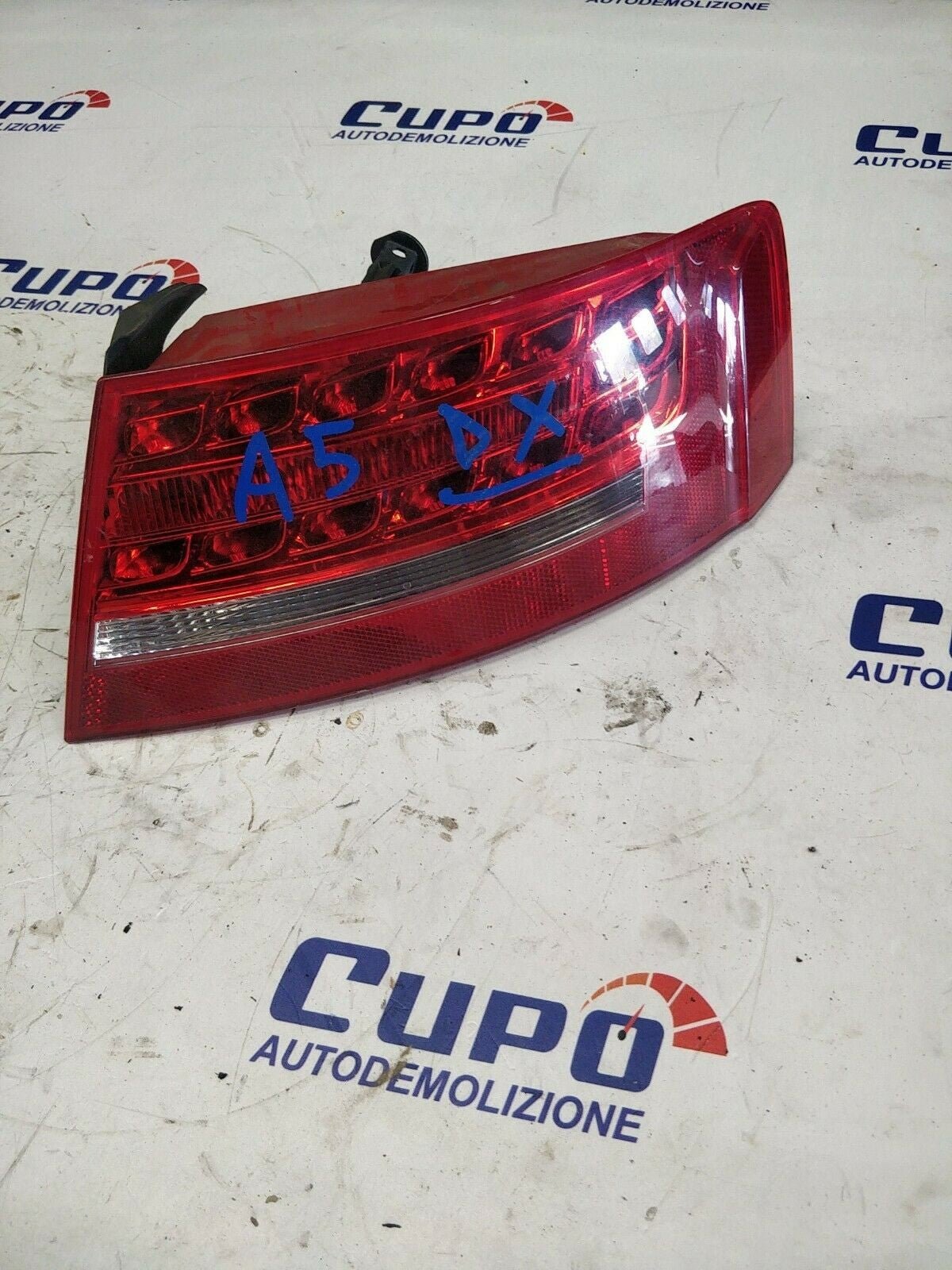 Faro posteriore destro Audi A4 07-11 esterno P21W/LED/berlina 8K5945096K - F&amp;P CRASH SRLS - Ricambi Usati