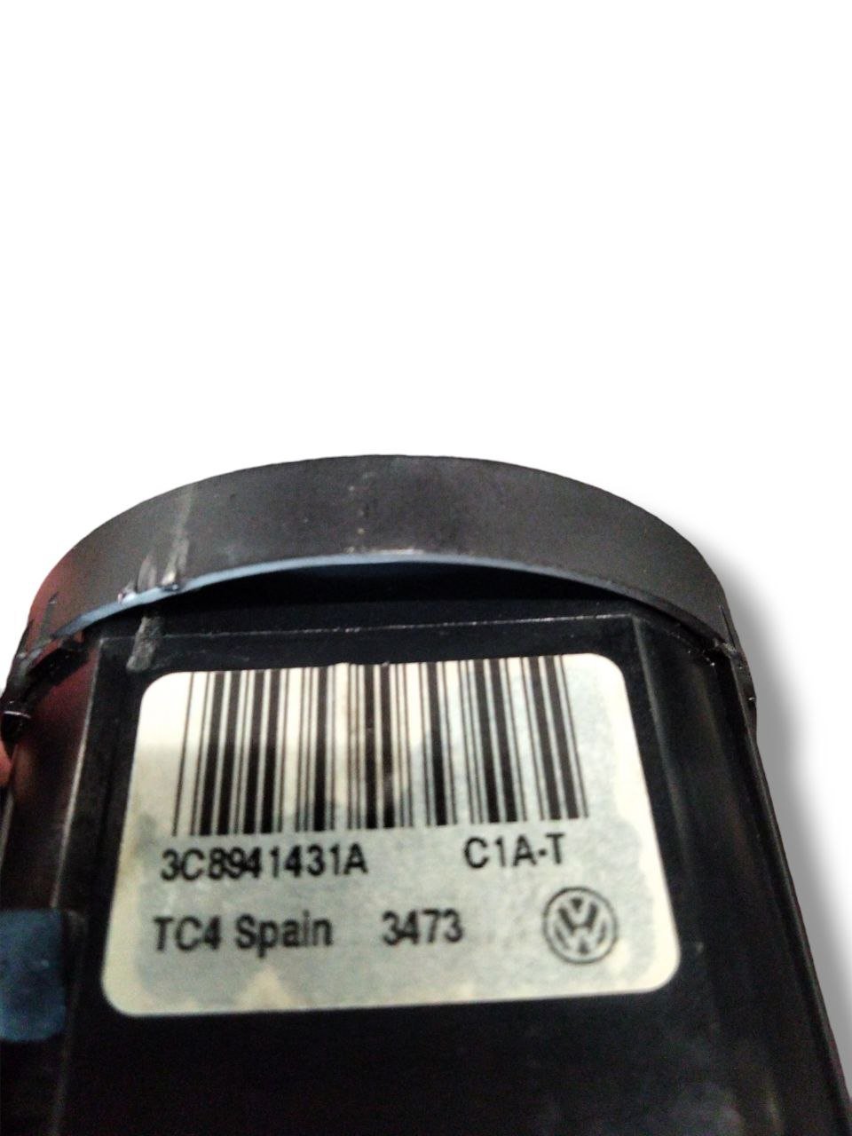 Interruttore / Comandi Luci Volkswagen Tiguan (2007 - 2015) cod.3C8941431A - F&P CRASH SRLS - Ricambi Usati