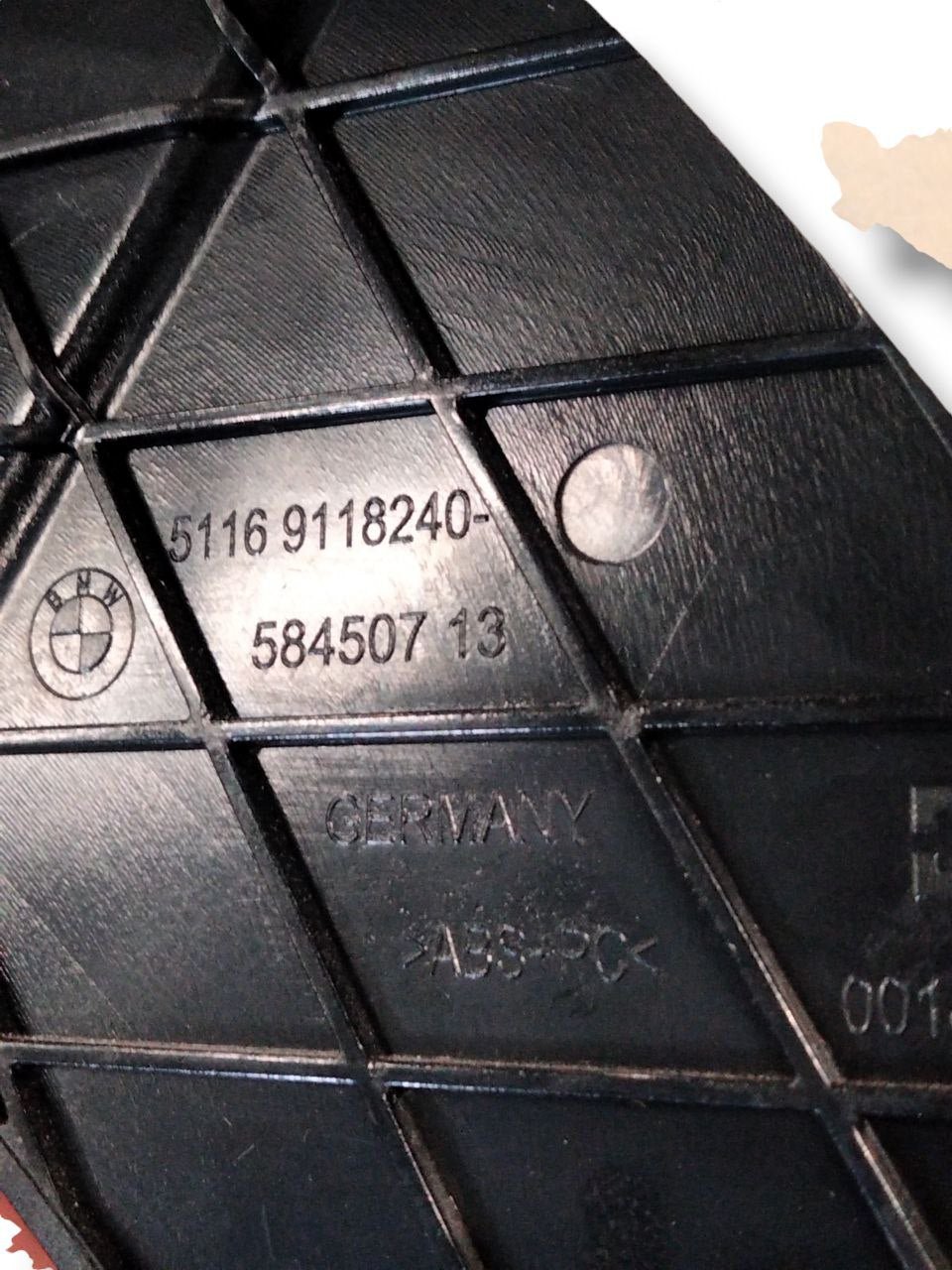Modanatura bocchette d'aria console centrale Bmw F01 / F02 (2008 - 2015)cod.9118240 - F&P CRASH SRLS - Ricambi Usati