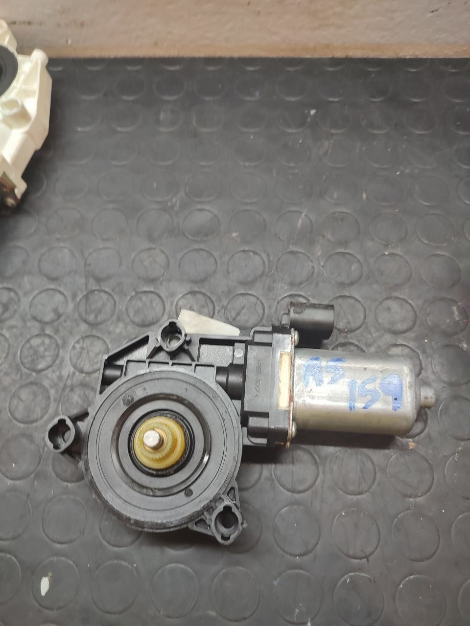 Motorino Alzacristallo anteriore sinistro AUDI A3 (8P) 2.0 tdi - F&P CRASH SRLS - Ricambi Usati