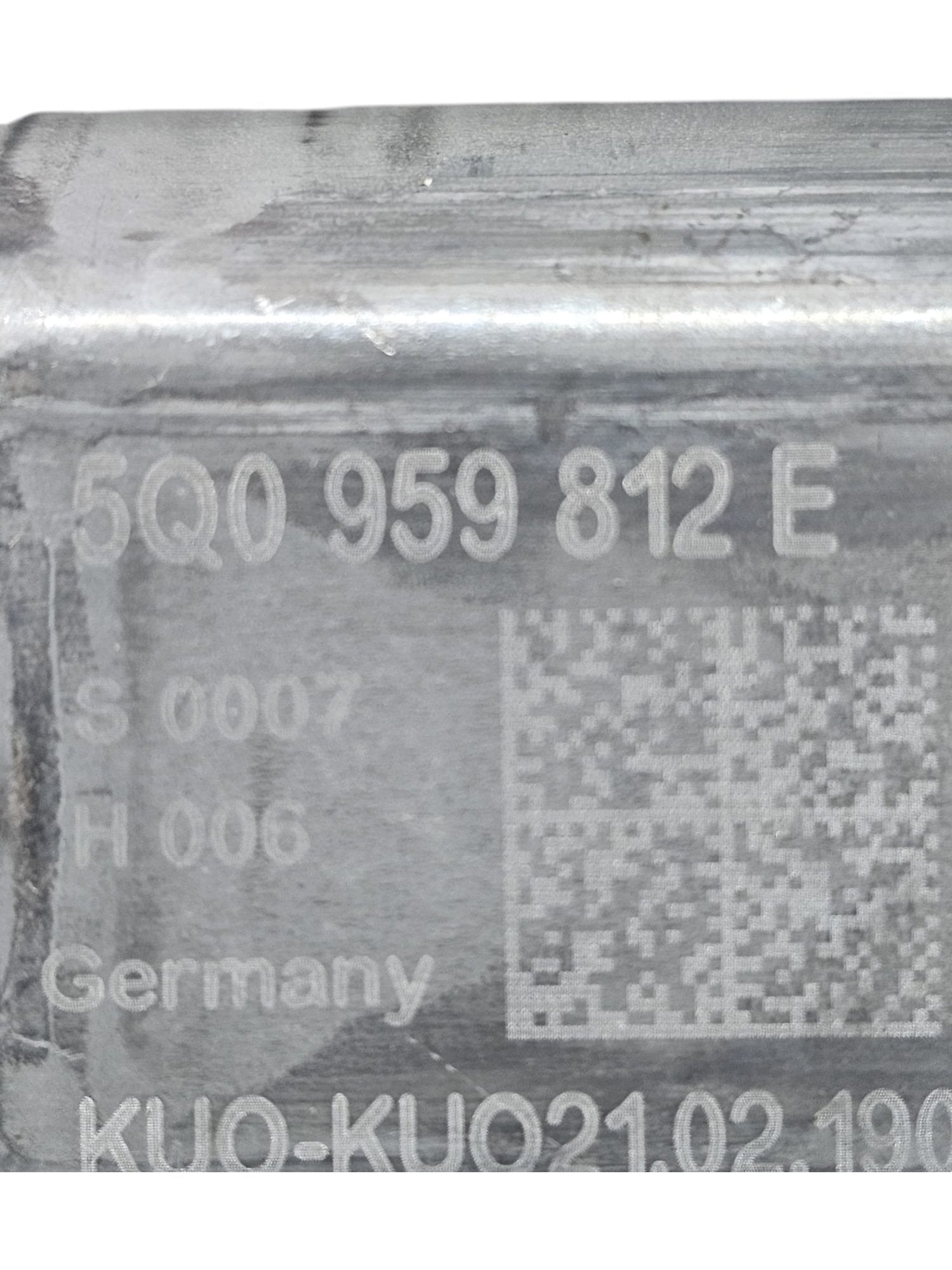 Motorino Alzacristallo Posteriore Destro Seat Leon III (2014 - 2019) Cod:5Q0959812E - F&P CRASH SRLS - Ricambi Usati