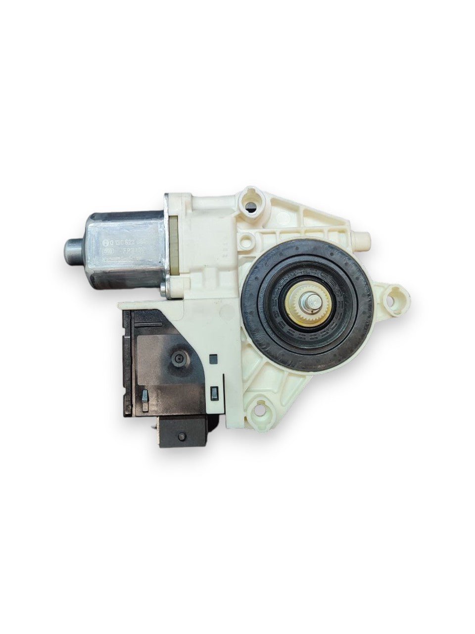 Motorino Alzavetro anteriore destro (dx) Jeep Renegade (2018) COD:C44131-102 - F&P CRASH SRLS - Ricambi Usati