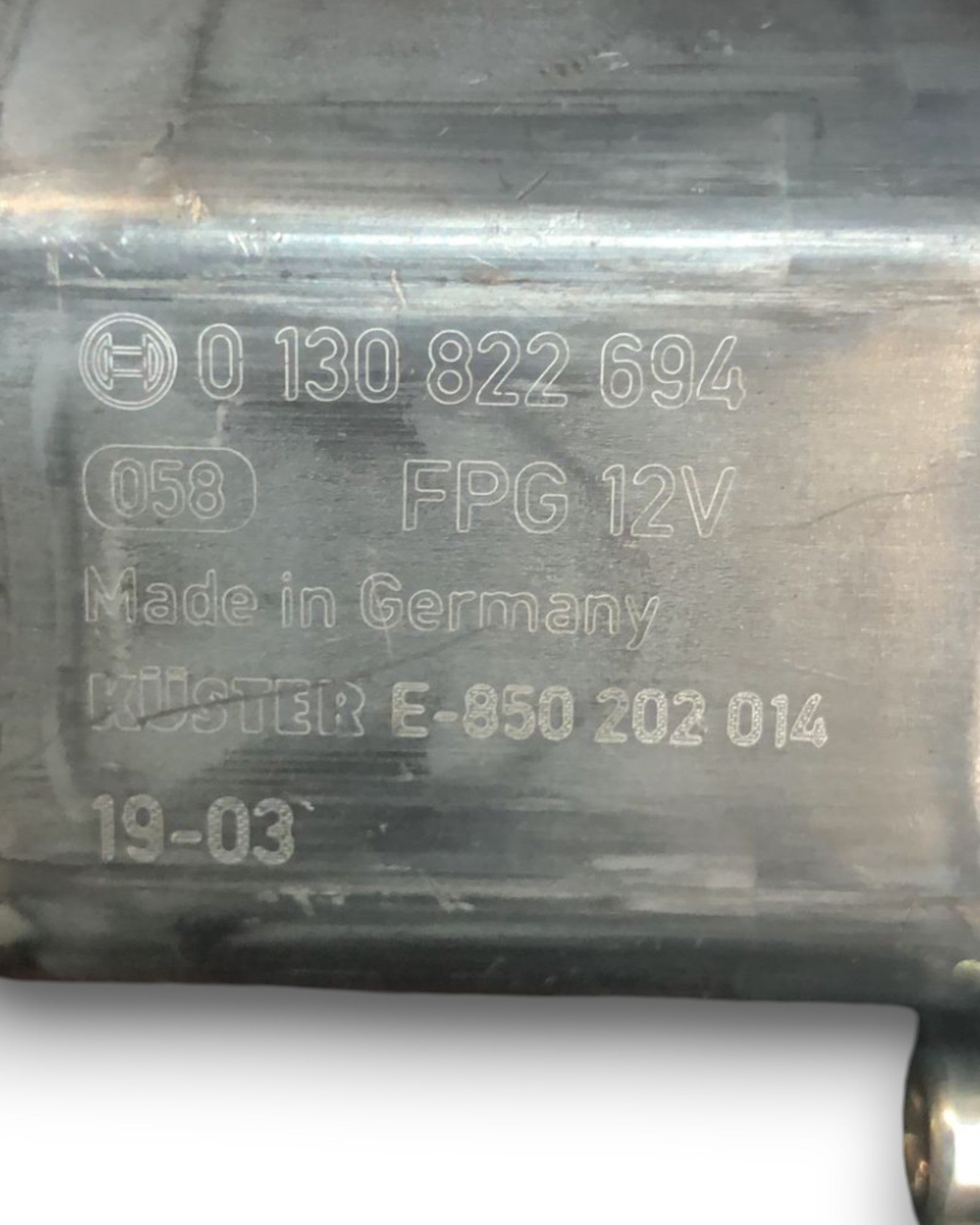 Motorino Alzavetro Posteriore destro Dx Audi A3 8v (2012 > 2020) cod:0130822694 - F&P CRASH SRLS - Ricambi Usati