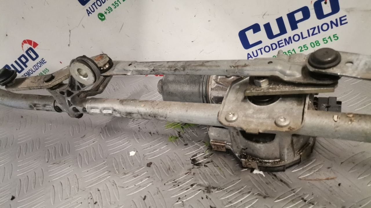 Motorino tergicristalli Peugeot 308 sw cod: 397021099 - F&P CRASH SRLS - Ricambi Usati