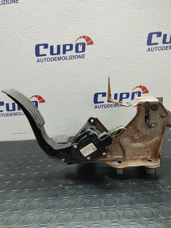 Pedale Acceleratore Renault Clio 1.2 cod: 180029347R - F&P CRASH SRLS - Ricambi Usati