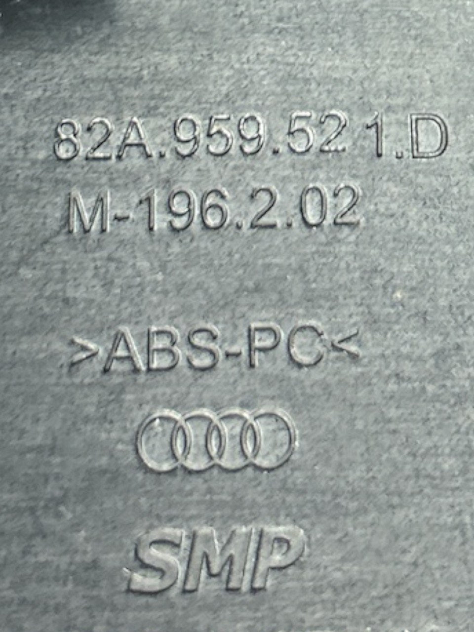 Audi A1 Coating de suporte esquerdo (GB) (2020>) COD