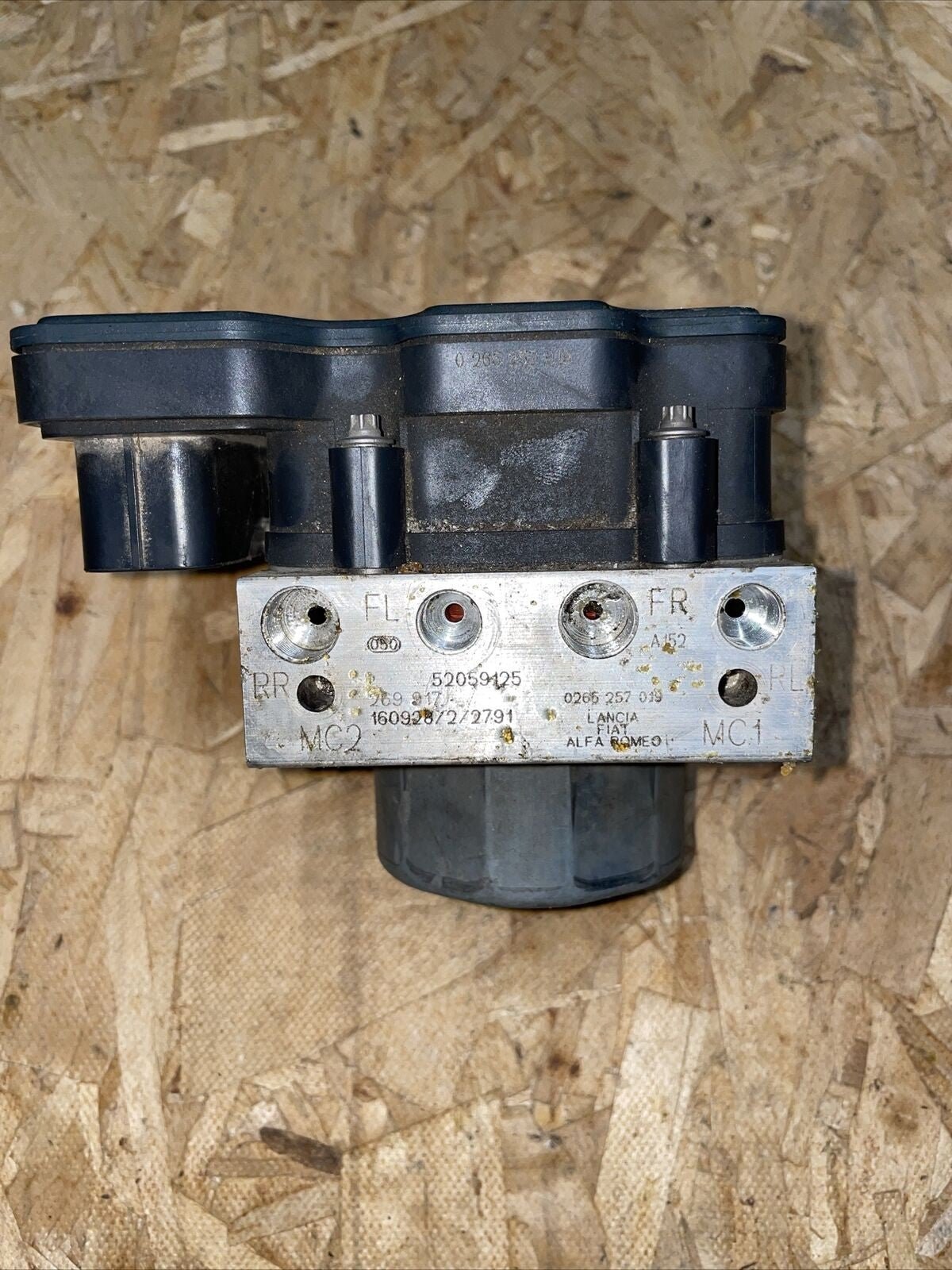 Pompa centralina Abs Fiat Panda (312 - 2016) 1.2 Benzina cod:0265257019 52059125 - F&amp;P CRASH SRLS - Ricambi Usati