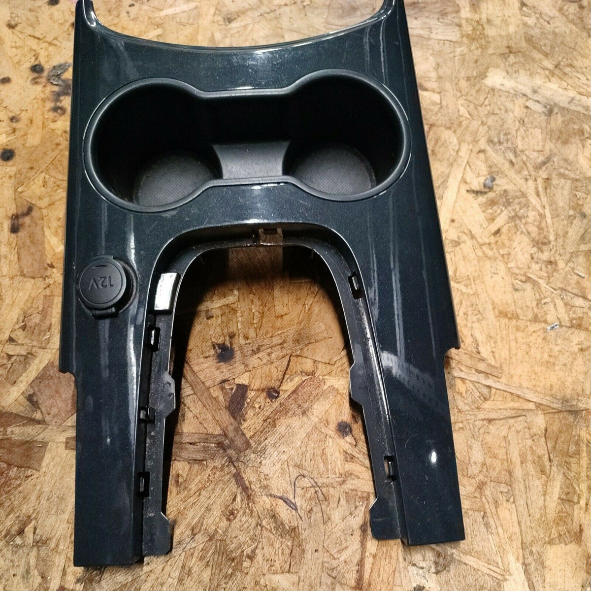 Rivestimento Tunnel Centrale Con Portabevande Peugeot 3008 1.6 Mk1 9685858777 - F&amp;P CRASH SRLS - Ricambi Usati