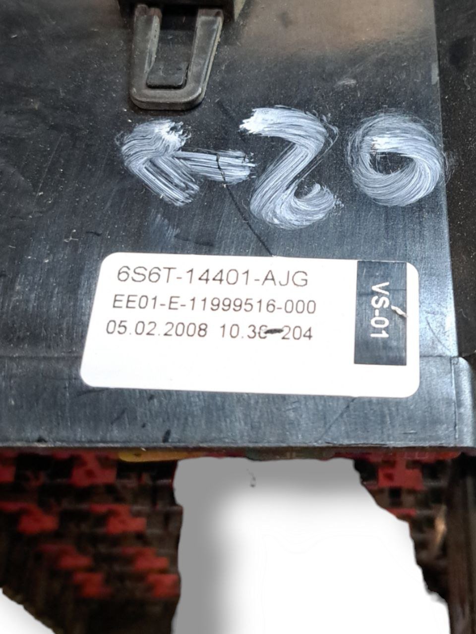 Scatola Fusibili Centralina Portafusibili Ford Fiesta mk5 1.4 Diesel (2002 - 2008) COD:6S6T - 14401 - AJG - F&P CRASH SRLS - Ricambi Usati