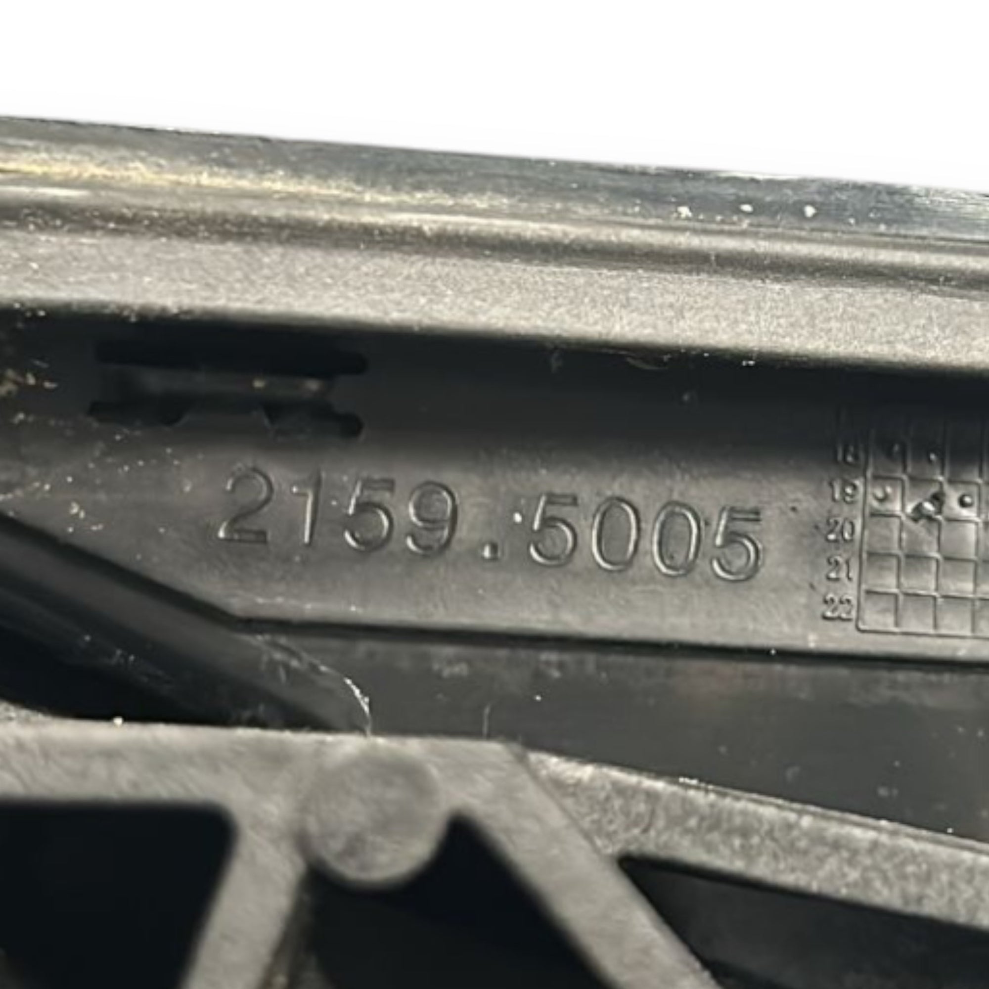 Specchietto elettrico sinistro Peugeot 2008 GT Line cod.21595005 17 pin (2019> ) + sensore di sorpasso - F&P CRASH SRLS - Ricambi Usati